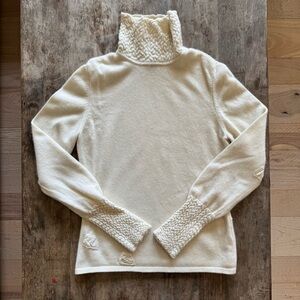 VINTAGE CASHMERE TURTLENECK